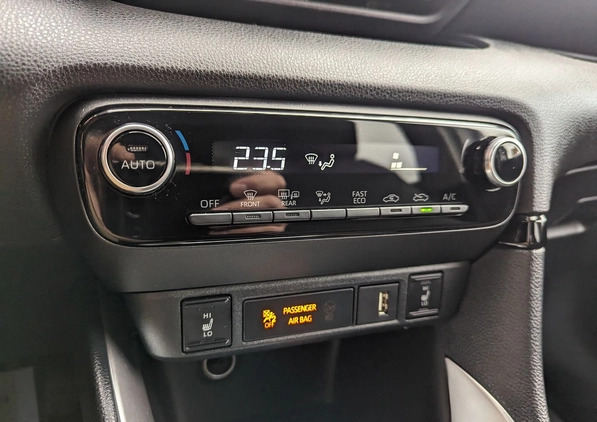Toyota Yaris cena 95900 przebieg: 11533, rok produkcji 2023 z Turek małe 596